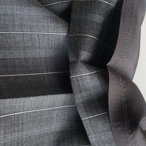 Women's Ann Taylor 6 petite slacks - Picture 3 of 4